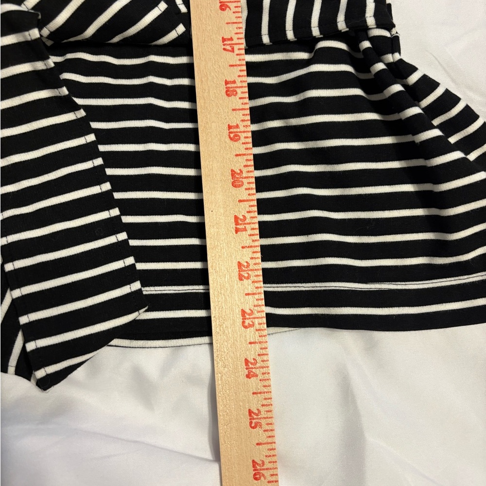 Chico’s Black White Striped Zip Jacket Size 2 Tie Waist Knit - Picture 5 of 8